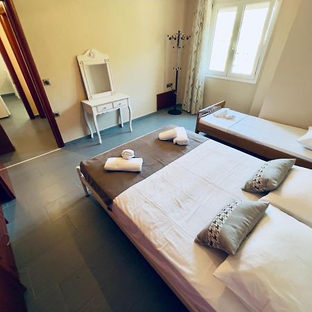 Geka'S Apartment Skala Rachoni  エクステリア 写真