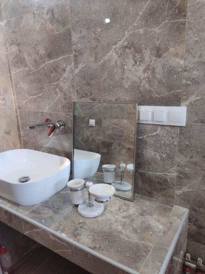 Geka'S Apartment Skala Rachoni  エクステリア 写真