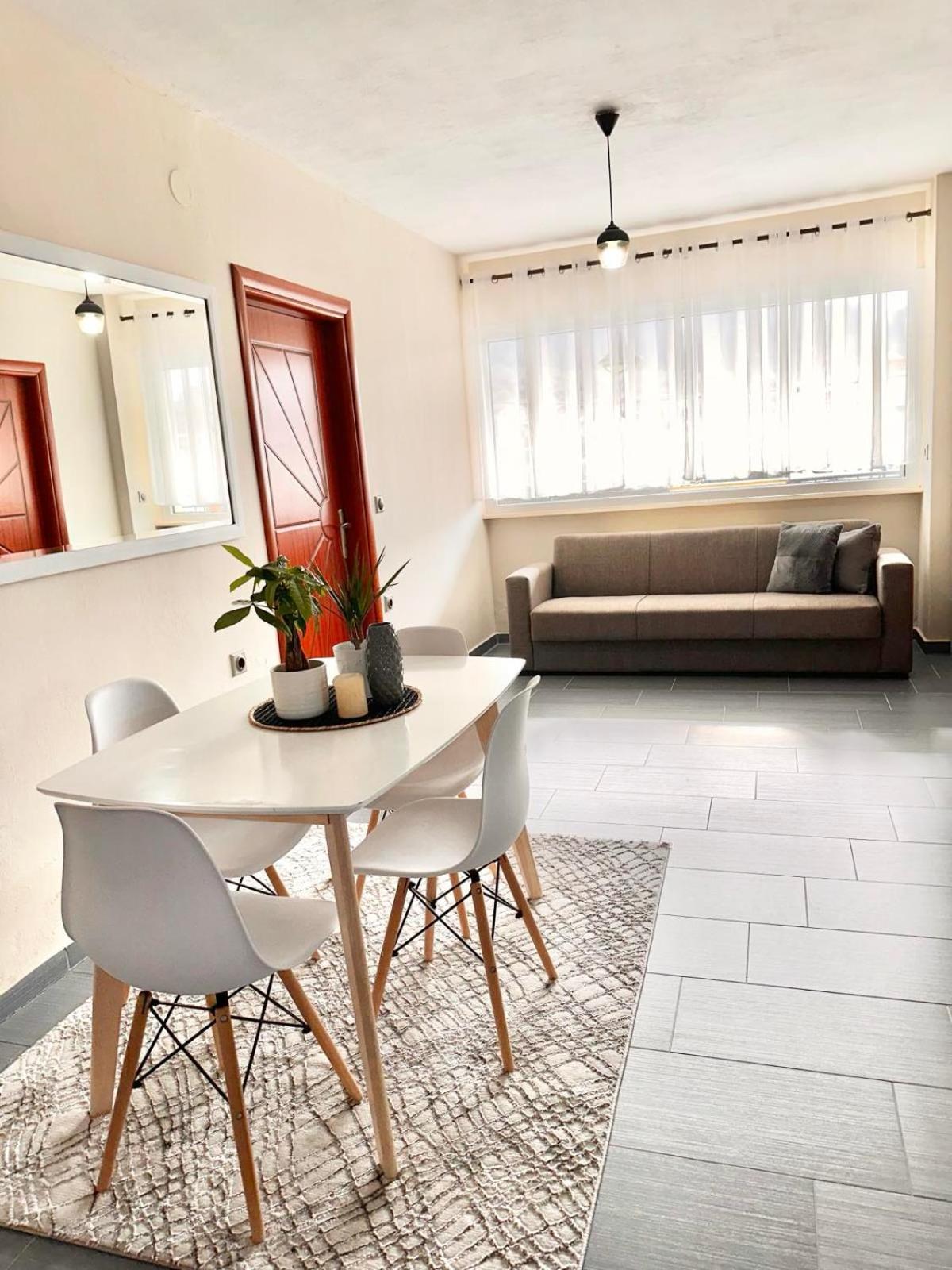 Geka'S Apartment Skala Rachoni  エクステリア 写真