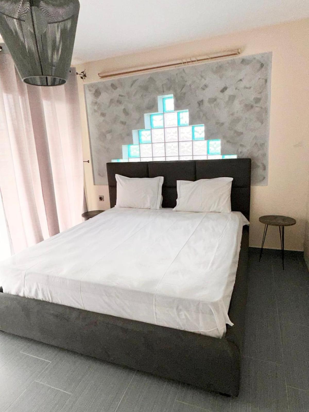 Geka'S Apartment Skala Rachoni  エクステリア 写真